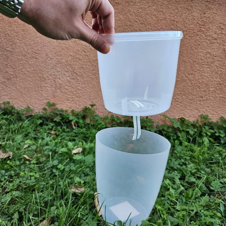 2 Litre İçli Dışlı - Fitilli Plastik Saksı (İthal)